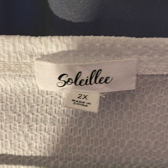 White textured square neck - Picture 5 of 5